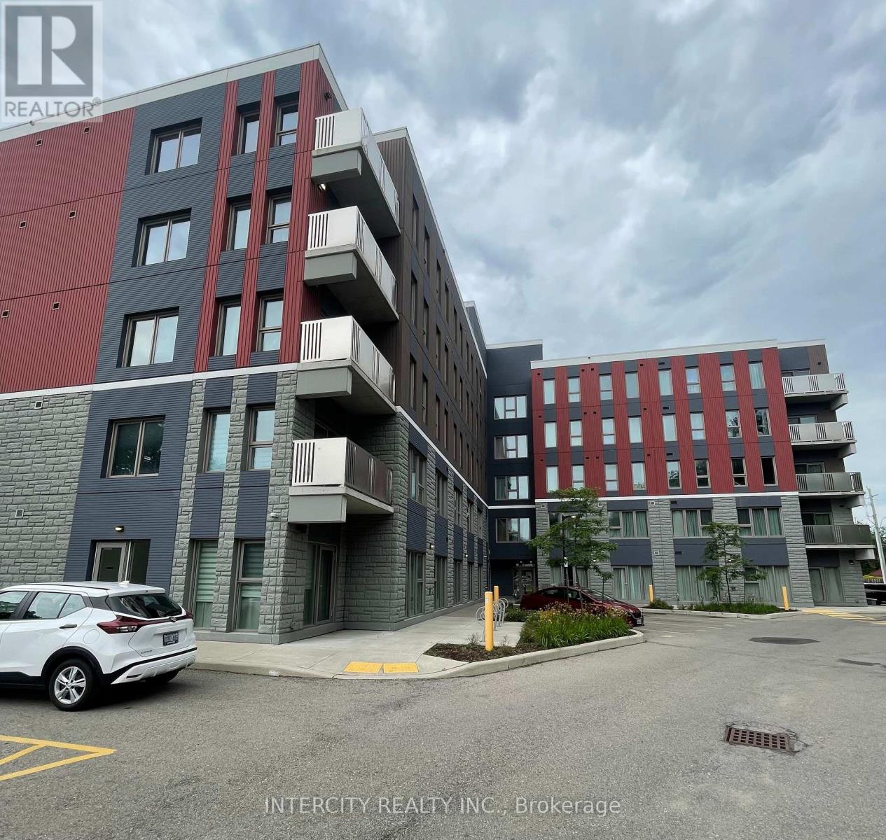 425 - 77 Leland Street, Hamilton, Ontario  L8S 3A1 - Photo 2 - X13496204