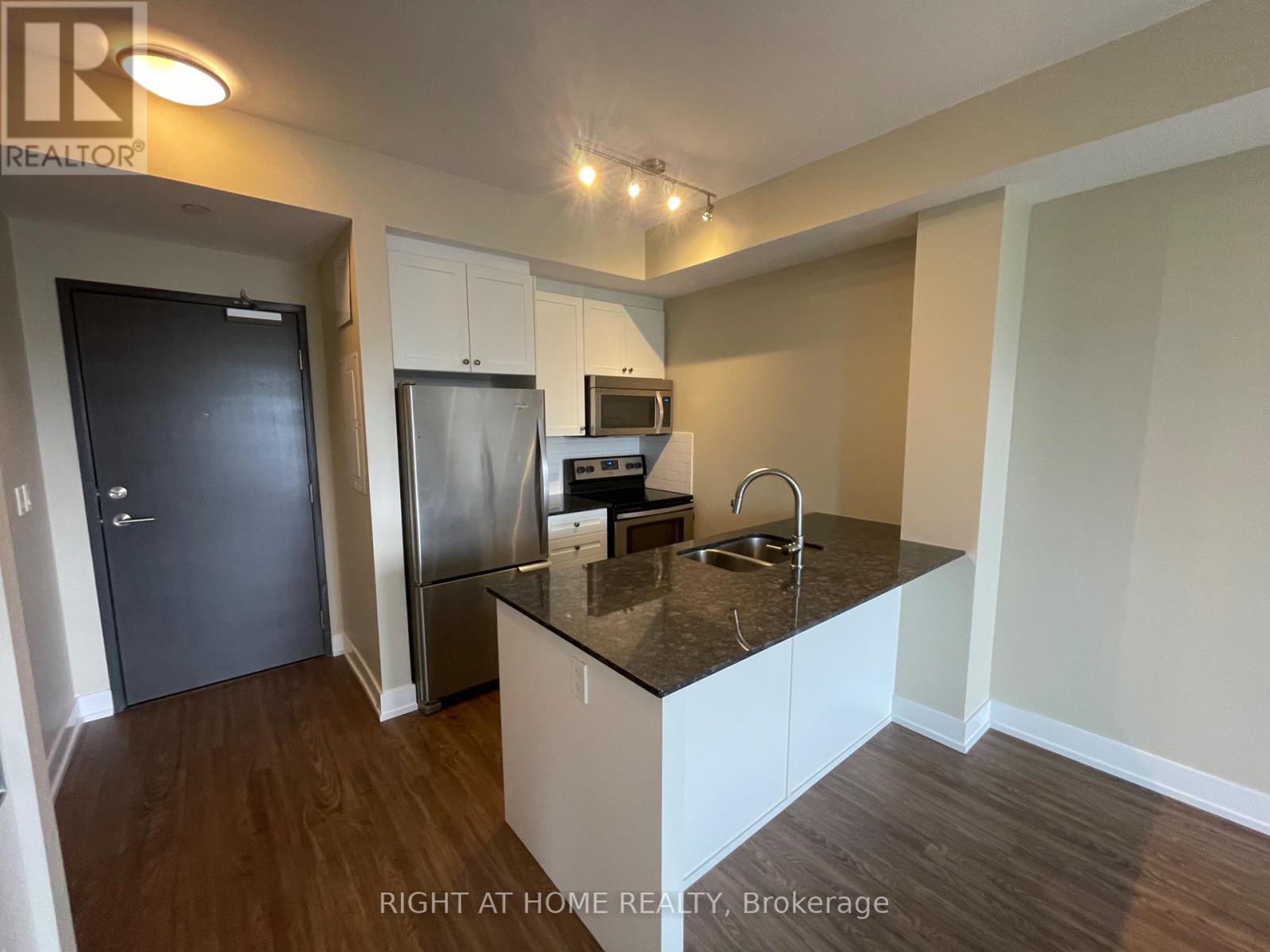 708 - 118 Holmwood Avenue, Ottawa, Ontario  K1S 5J5 - Photo 6 - X13465728