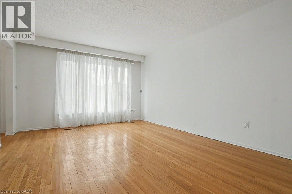 396 Pinemeadow Avenue, Mississauga, Ontario  L5B 2J9 - Photo 8 - 40841663