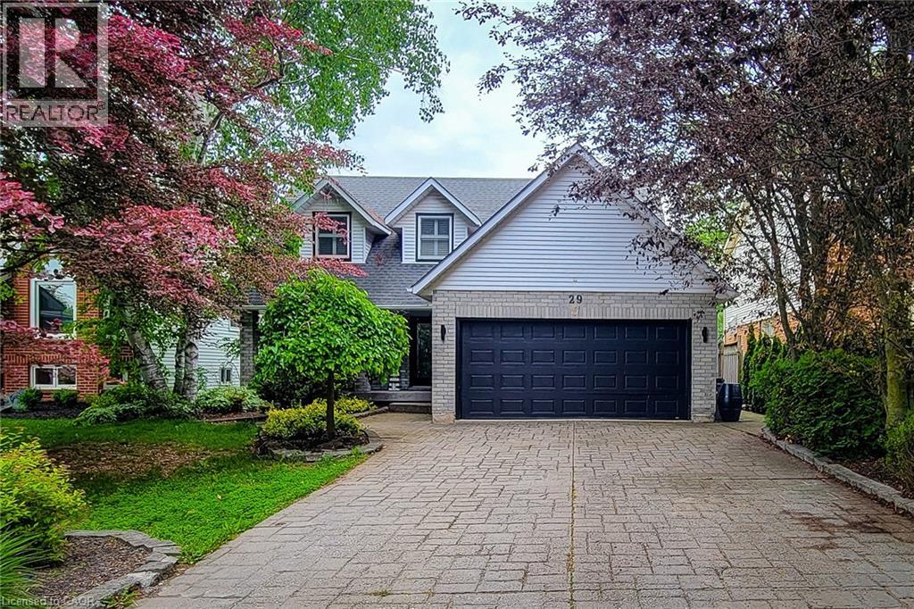 29 WOODSIDE Square, Fonthill, Ontario