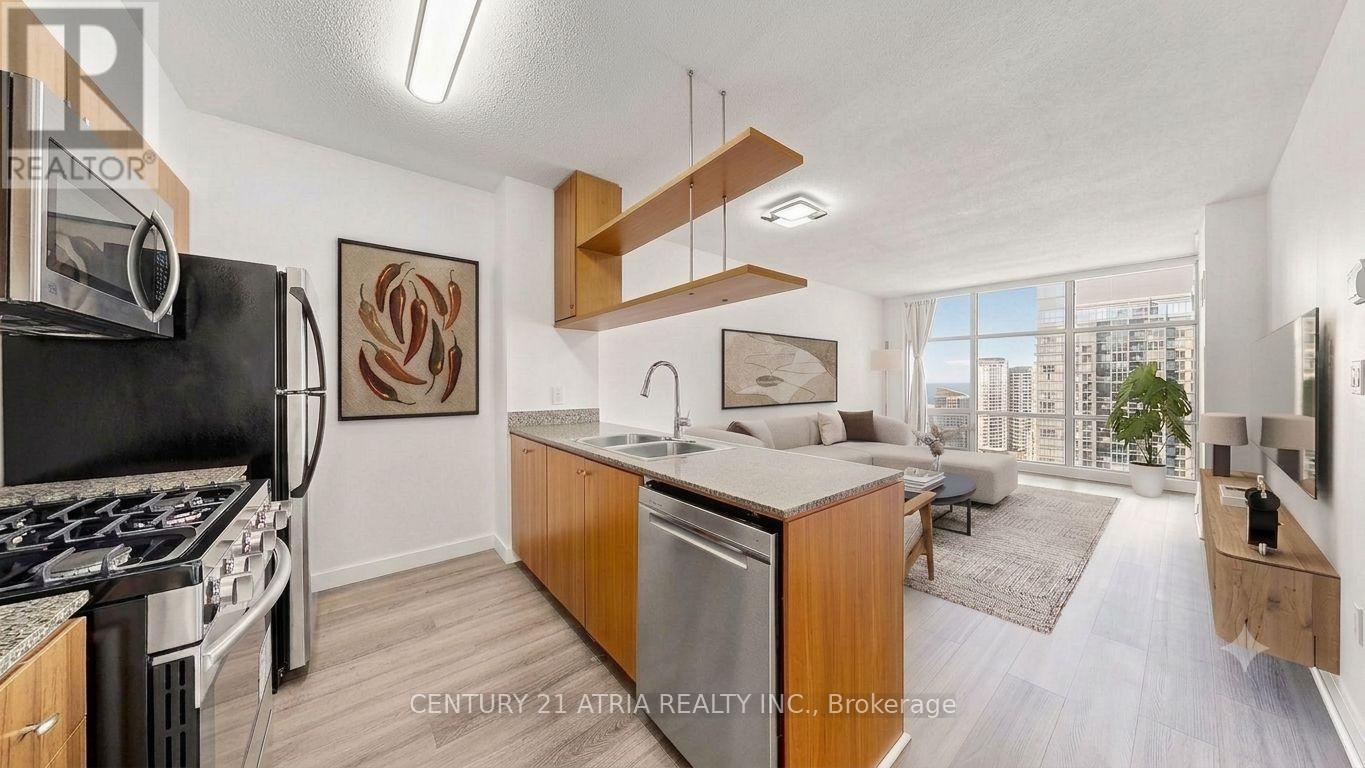 <div class="slider-price">$628,500</div><p>3902 - 10 Navy Wharf Court, Toronto, Ontario</p>