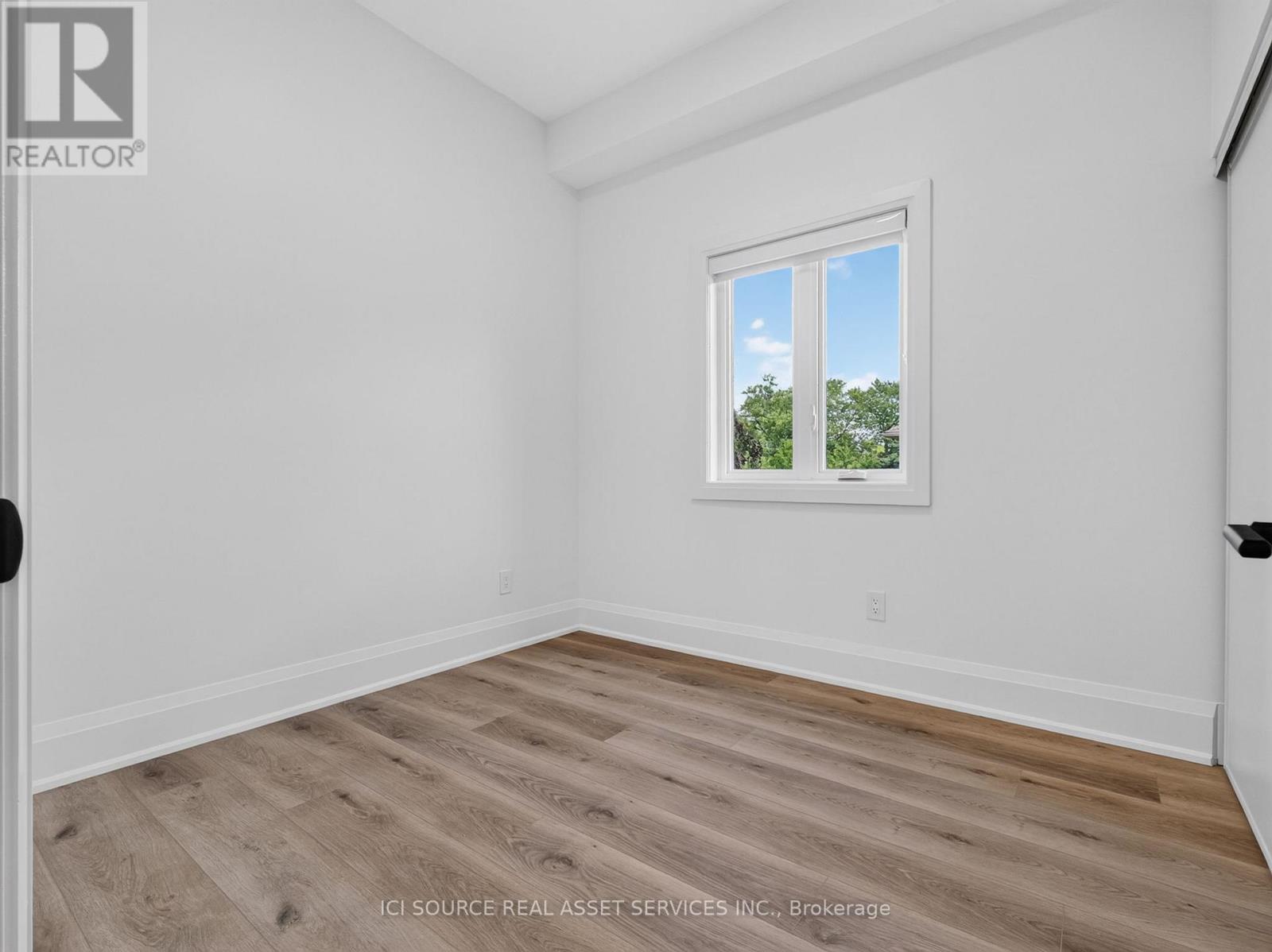 Unit 2 - 28 Norcross Road, Toronto, Ontario M3H 2R4 - Photo 25 - C13513384
