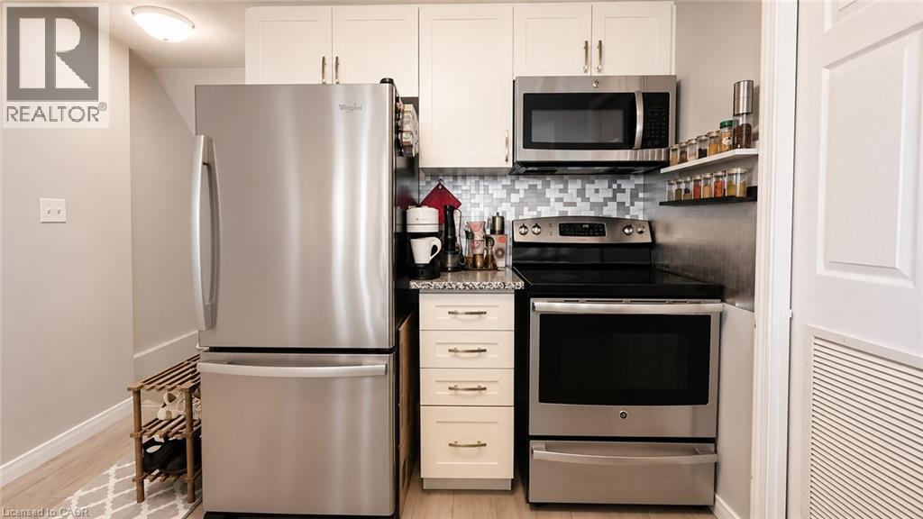 1654 Fischer Hallman Road Unit# 2c, Kitchener, Ontario  N2R 1P7 - Photo 11 - 40845180