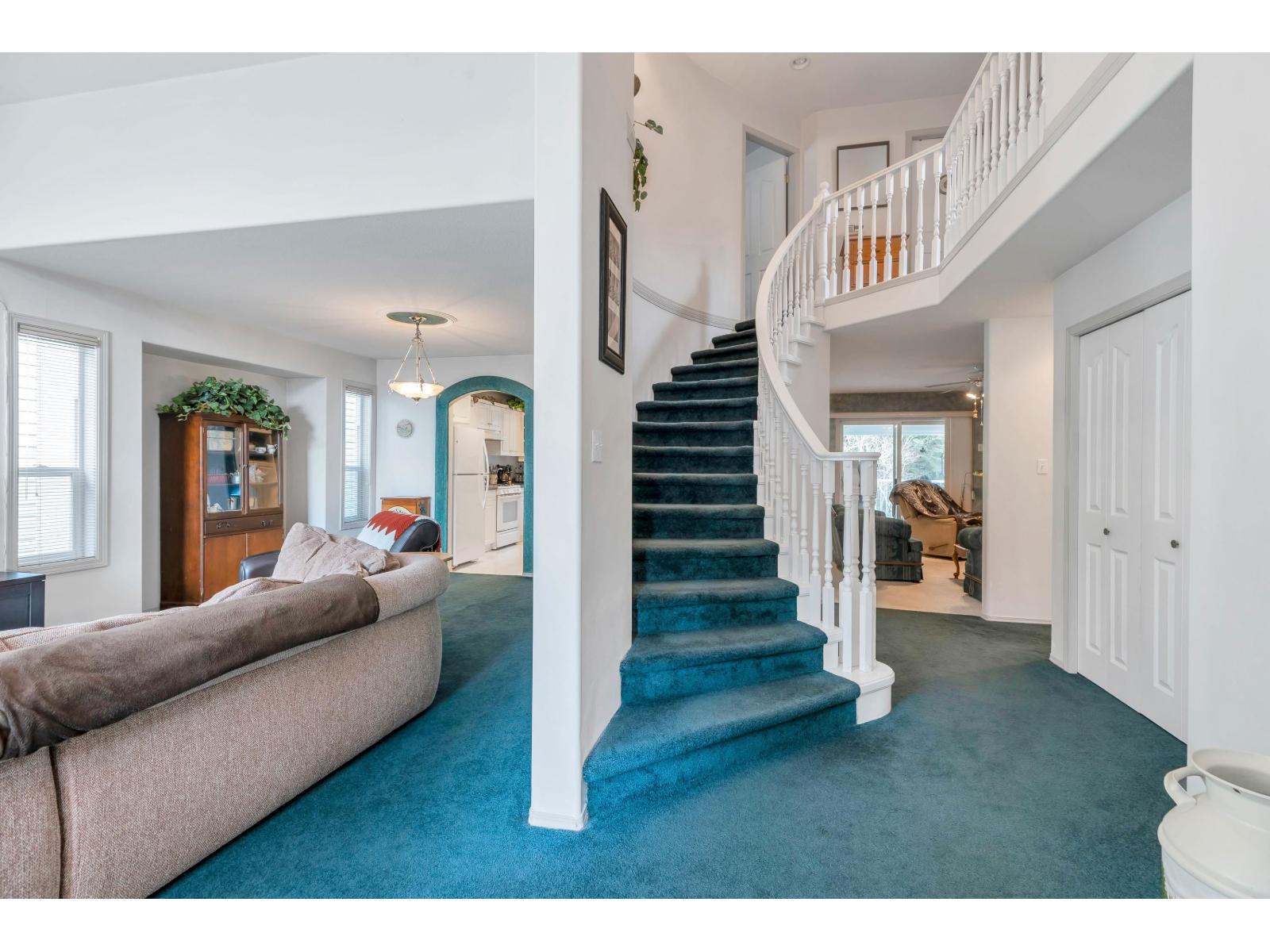 223 BALSAM AVENUE|Harrison Hot Springs — photo 6