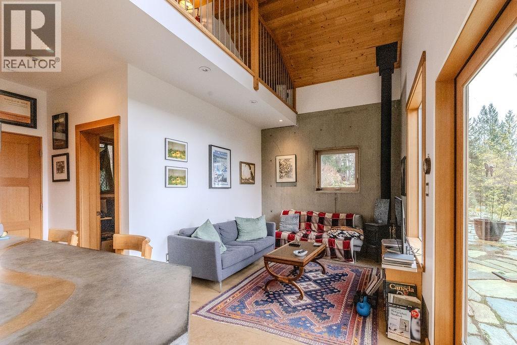 1572 Mountain Road, Gibsons, British Columbia  V0N 1V2 - Photo 26 - R3142898
