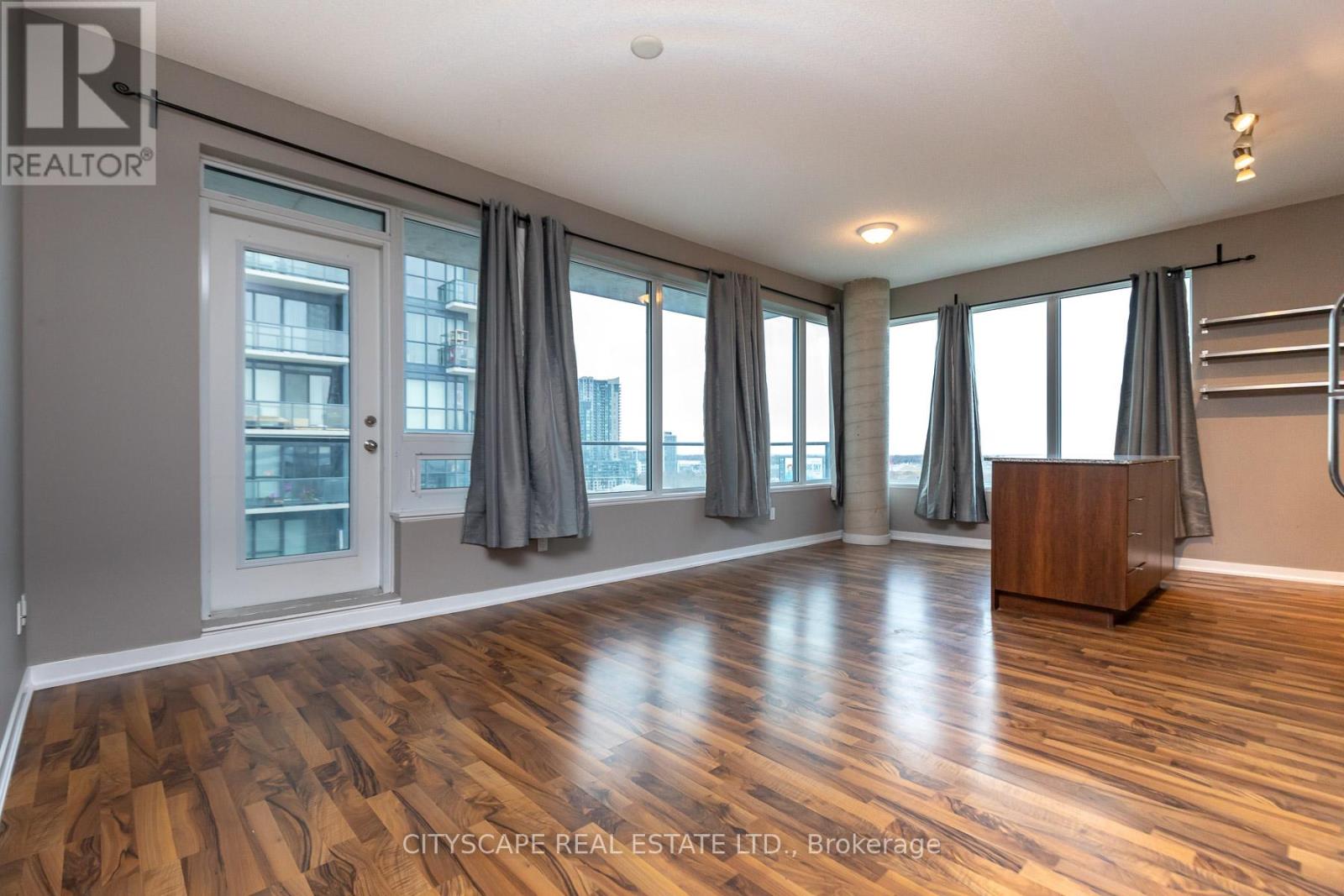 1708 - 55 EAST LIBERTY STREET, Toronto (Niagara)