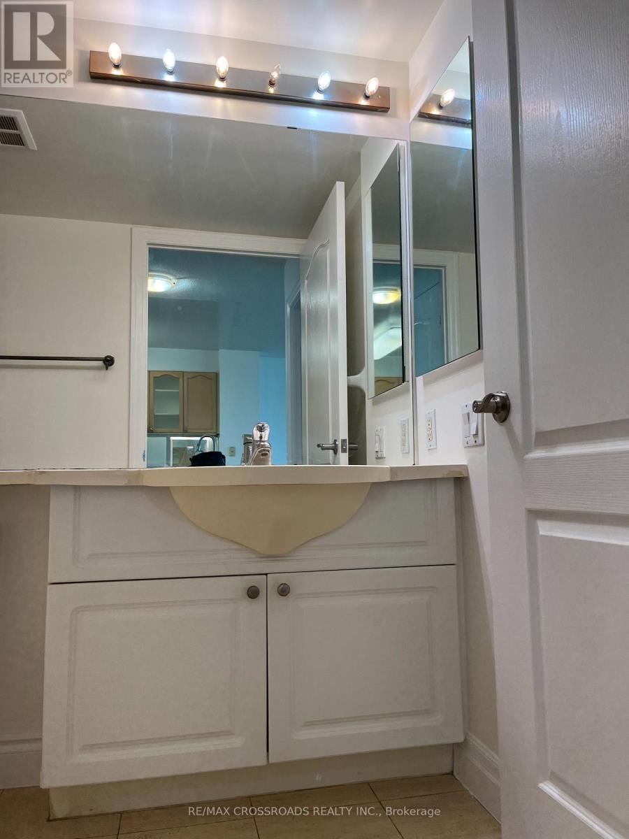 817 - 188 Doris Avenue, Toronto, Ontario  M2N 6Z5 - Photo 15 - C13528912