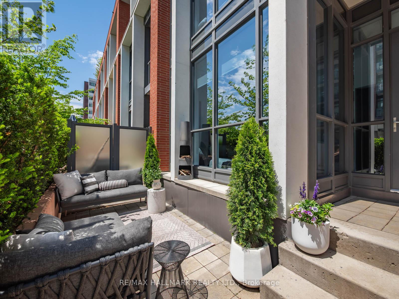 130 St David Street, Toronto, Ontario  M5A 0C2 - Photo 3 - C13528940