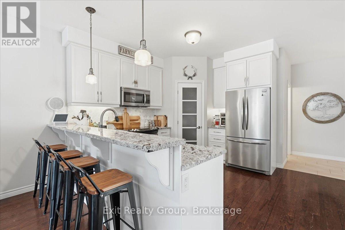 91 Mountain Ash Drive, Belleville, Ontario  K8M 0E3 - Photo 9 - X13529086