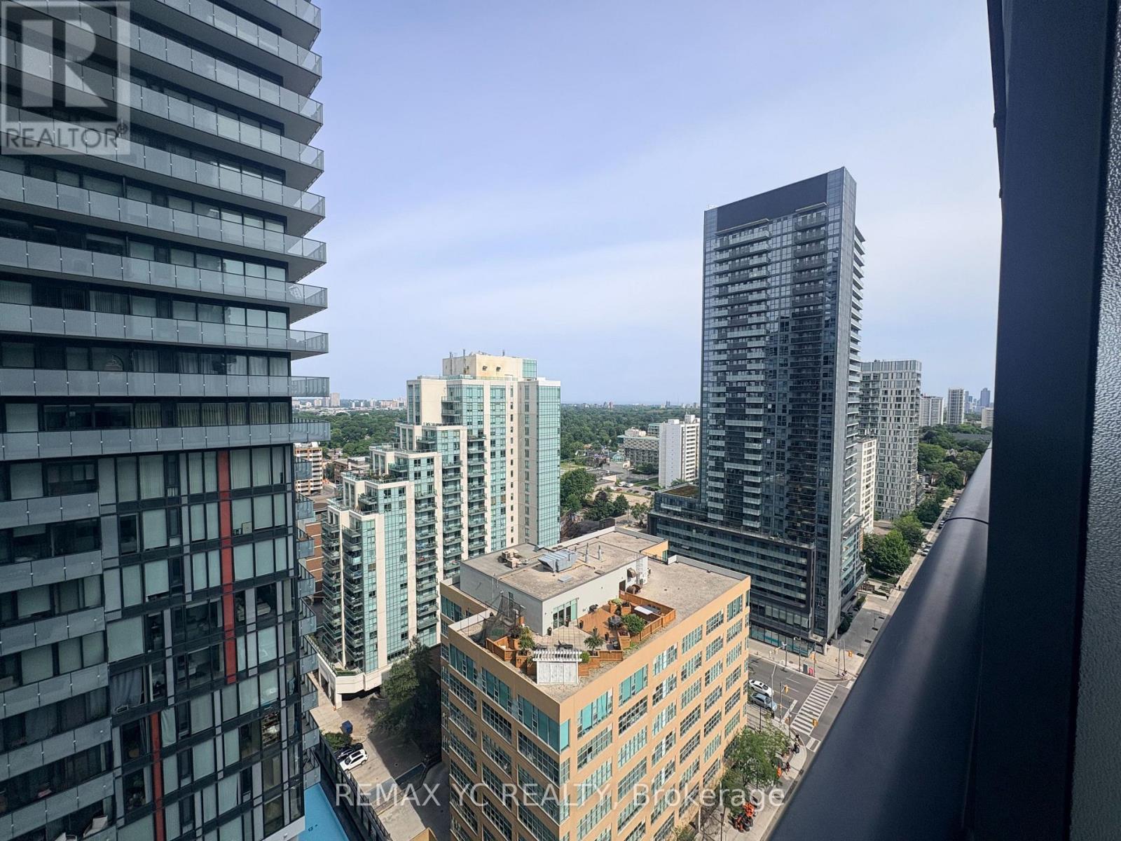 2009 - 161 Roehampton Avenue, Toronto, Ontario  M4P 0C8 - Photo 12 - C13528992