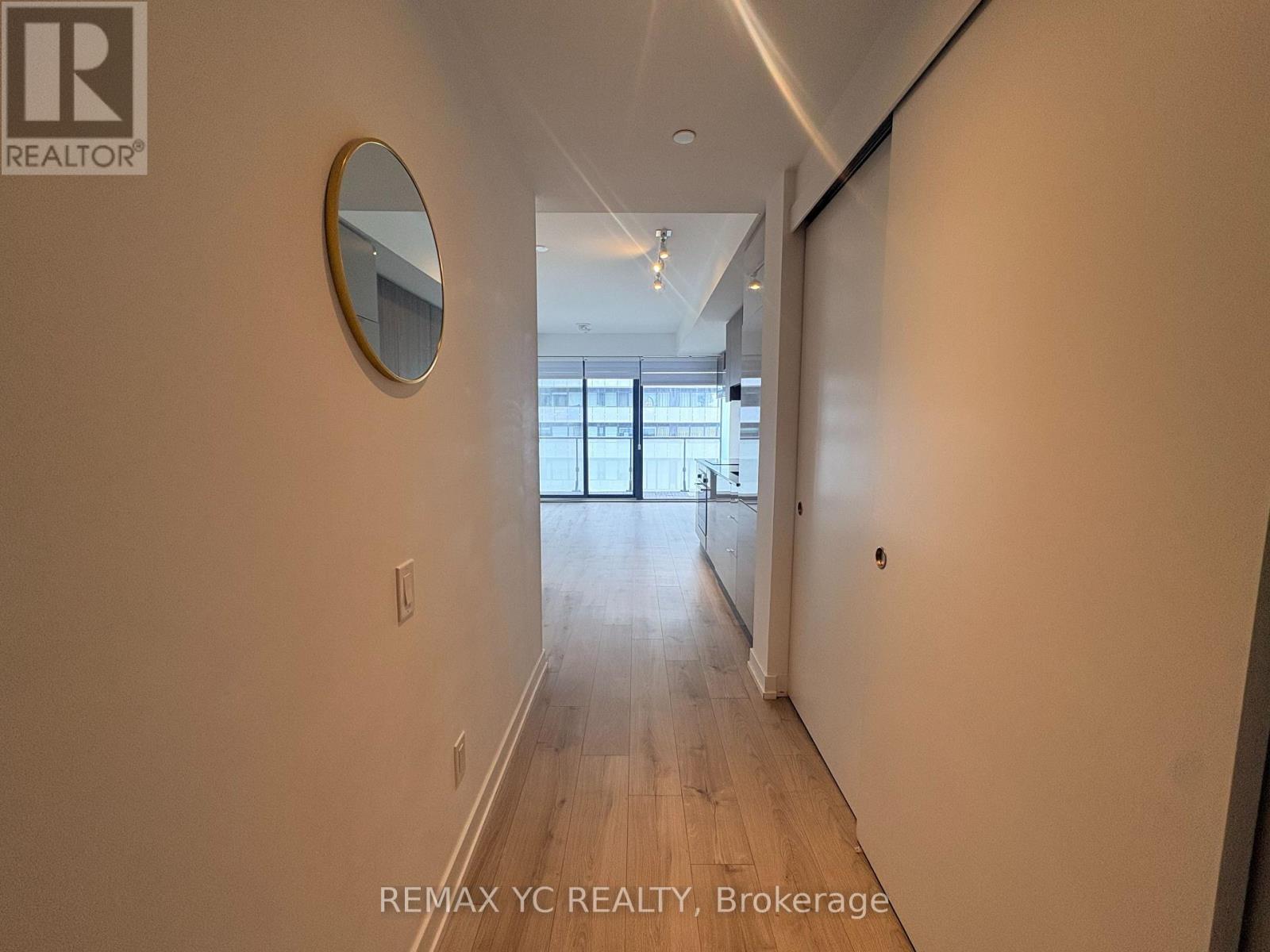 2009 - 161 Roehampton Avenue, Toronto, Ontario  M4P 0C8 - Photo 2 - C13528992