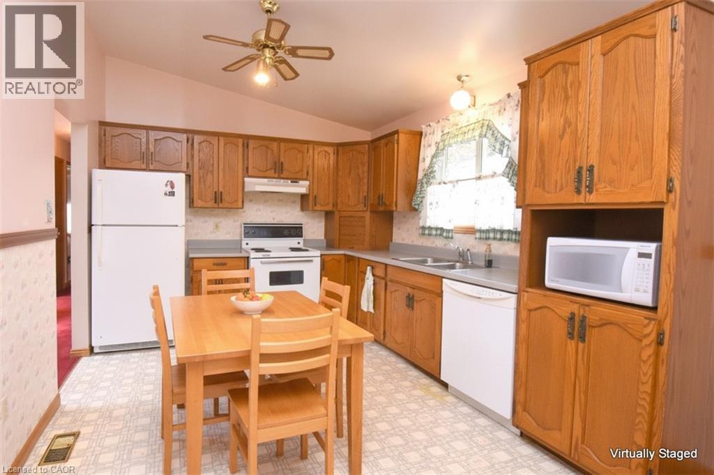 32 Mcmaster Drive, Caledonia, Ontario  N3W 1H5 - Photo 14 - 40842257