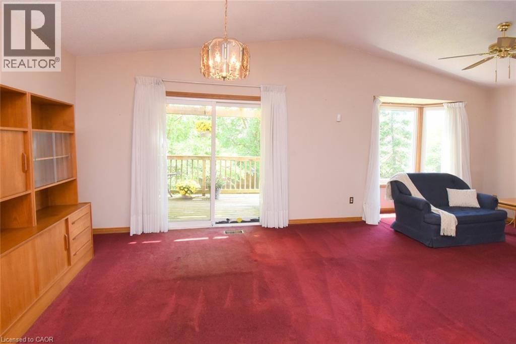 32 Mcmaster Drive, Caledonia, Ontario  N3W 1H5 - Photo 10 - 40842257