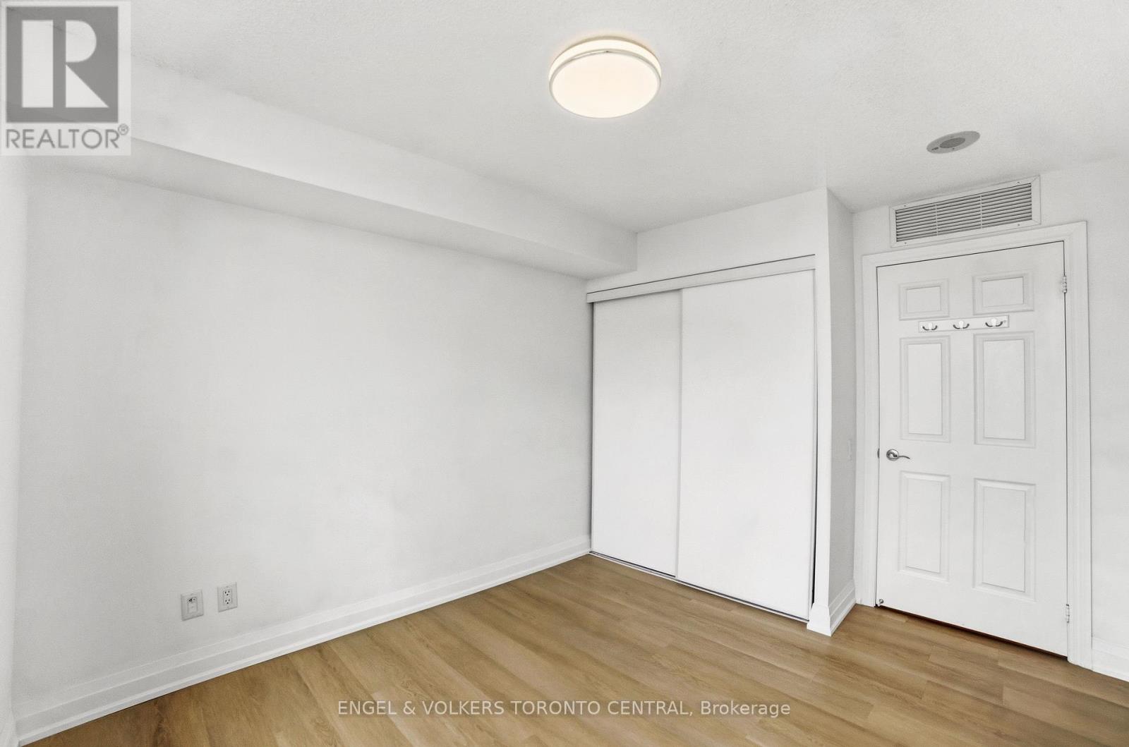 1603 - 61 Town Centre Court, Toronto, Ontario M1P 5C5 - Photo 12 - E13528954