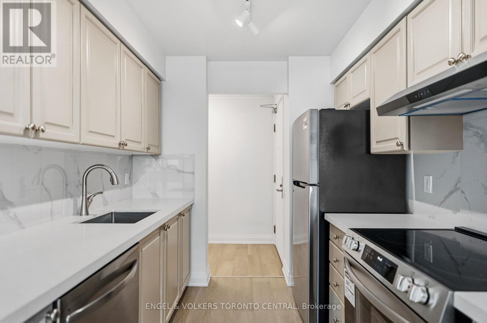 1603 - 61 Town Centre Court, Toronto, Ontario M1P 5C5 - Photo 7 - E13528954