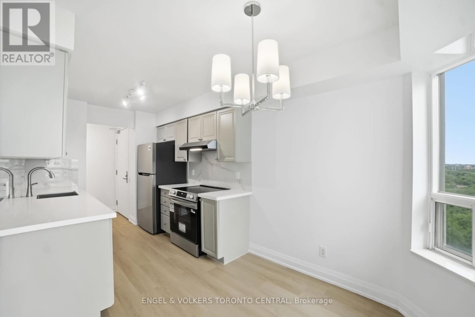 1603 - 61 Town Centre Court, Toronto, Ontario M1P 5C5 - Photo 8 - E13528954