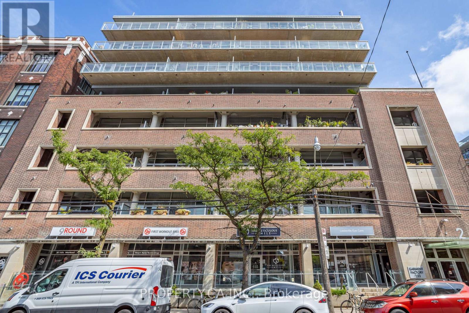 325 - 233 Carlaw Avenue, Toronto, Ontario M4M 3N6 - Photo 2 - E13528998