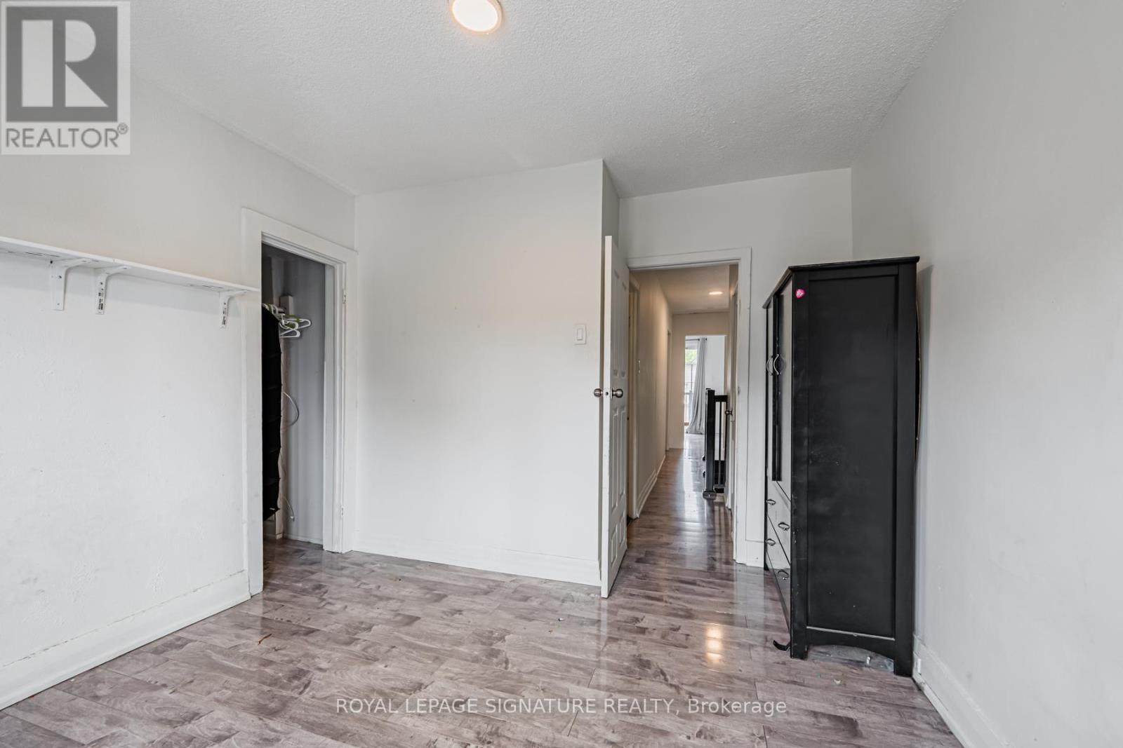 573 Coxwell Avenue, Toronto, Ontario M4C 3B5 - Photo 14 - E13529116