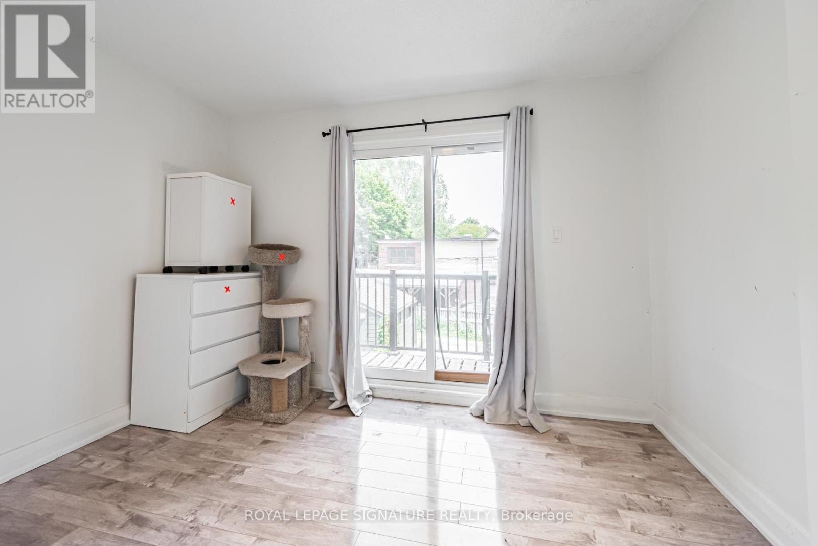 573 Coxwell Avenue, Toronto, Ontario M4C 3B5 - Photo 19 - E13529116