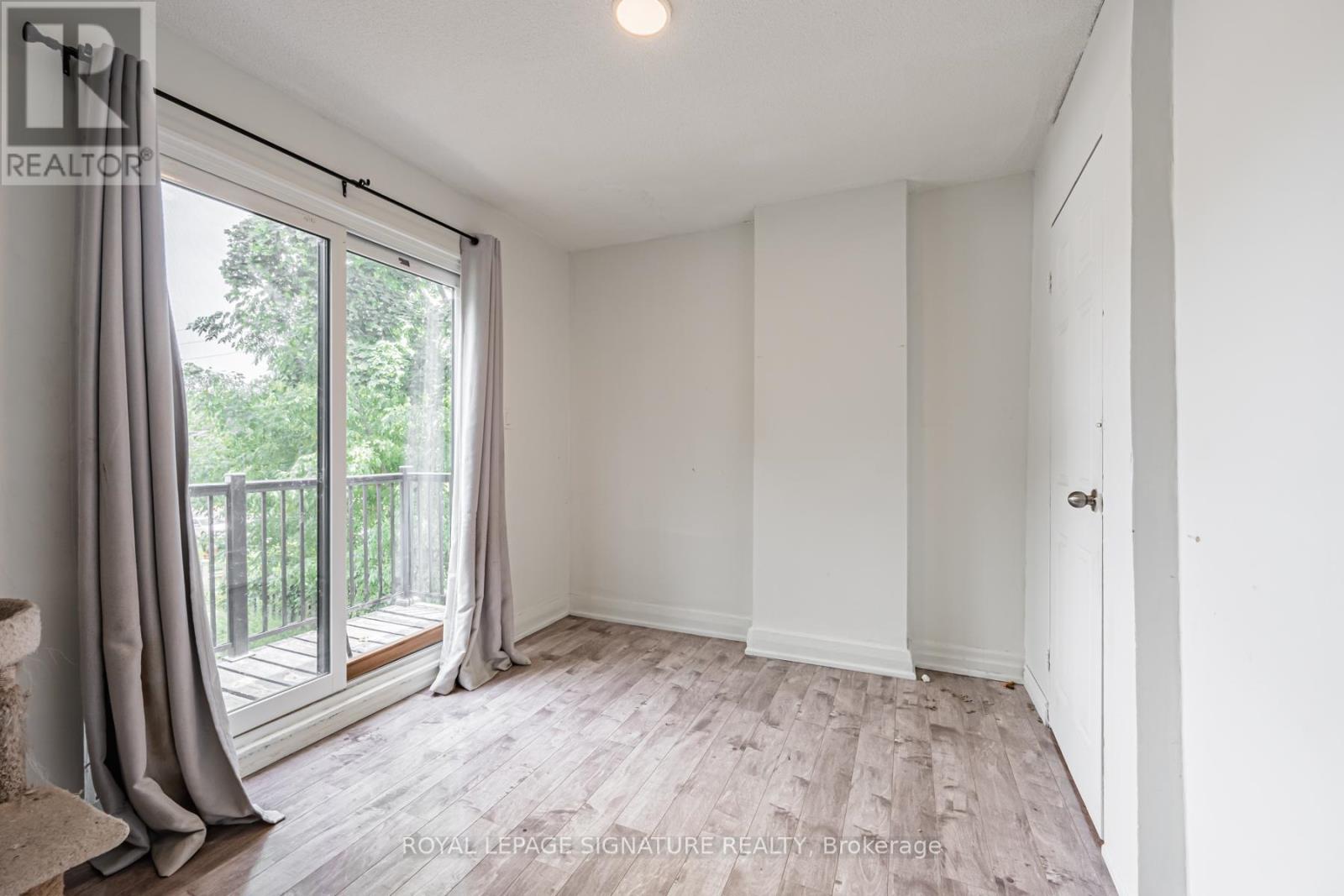 573 Coxwell Avenue, Toronto, Ontario M4C 3B5 - Photo 21 - E13529116