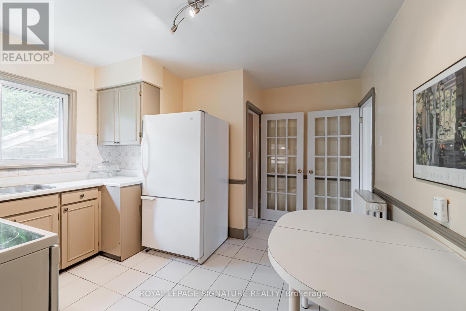 59 Parkview Hill Crescent, Toronto, Ontario M4B 1R1 - Photo 13 - E13529154