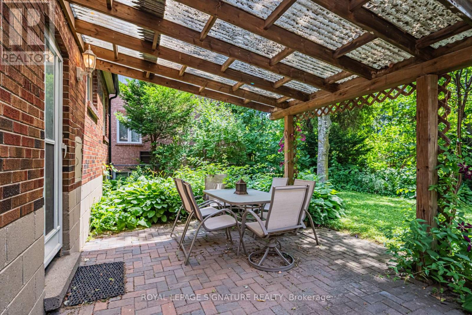 59 Parkview Hill Crescent, Toronto, Ontario M4B 1R1 - Photo 35 - E13529154