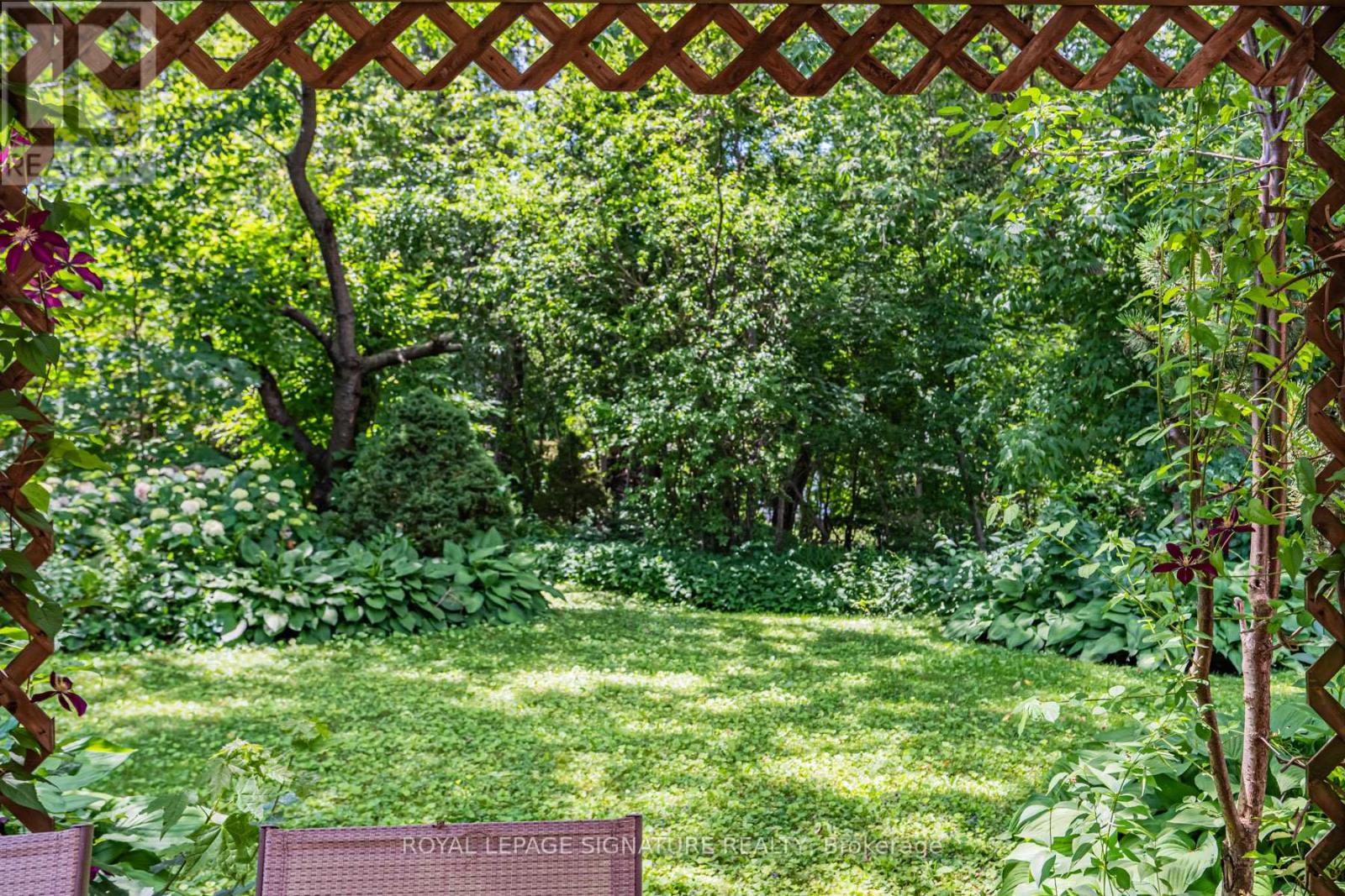 59 Parkview Hill Crescent, Toronto, Ontario M4B 1R1 - Photo 42 - E13529154
