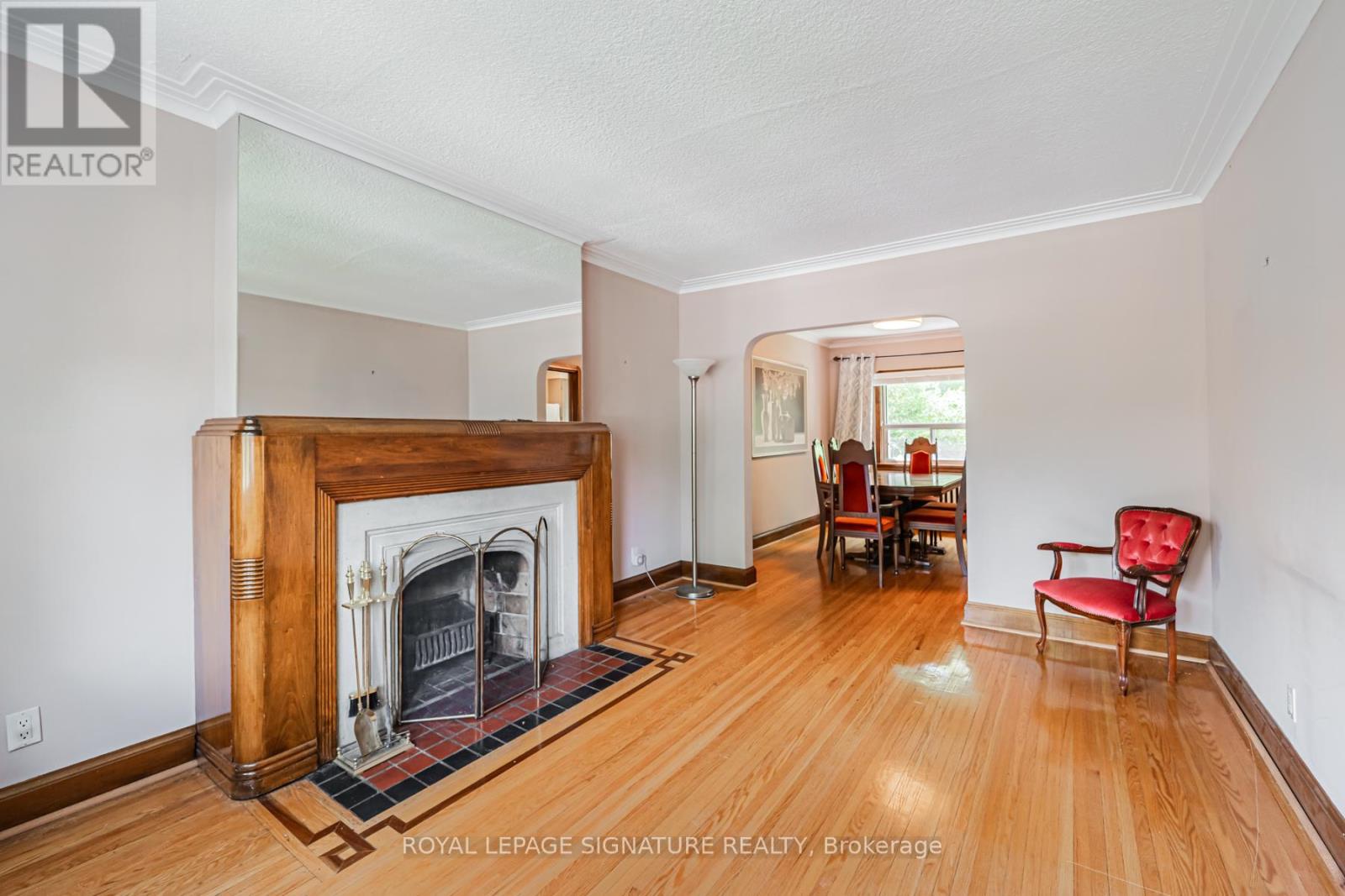 59 Parkview Hill Crescent, Toronto, Ontario M4B 1R1 - Photo 9 - E13529154