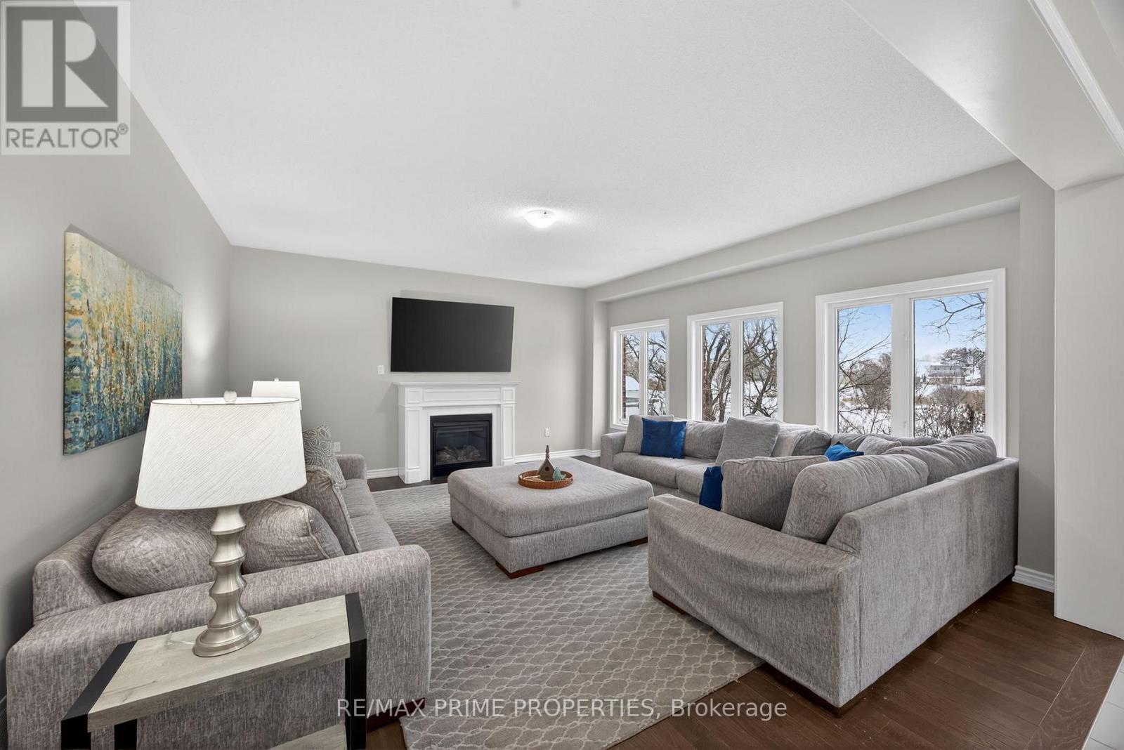 72 Ridge Gate Crescent, East Gwillimbury (Mt Albert), Ontario  L0G 1M0 - Photo 10 - N13528948