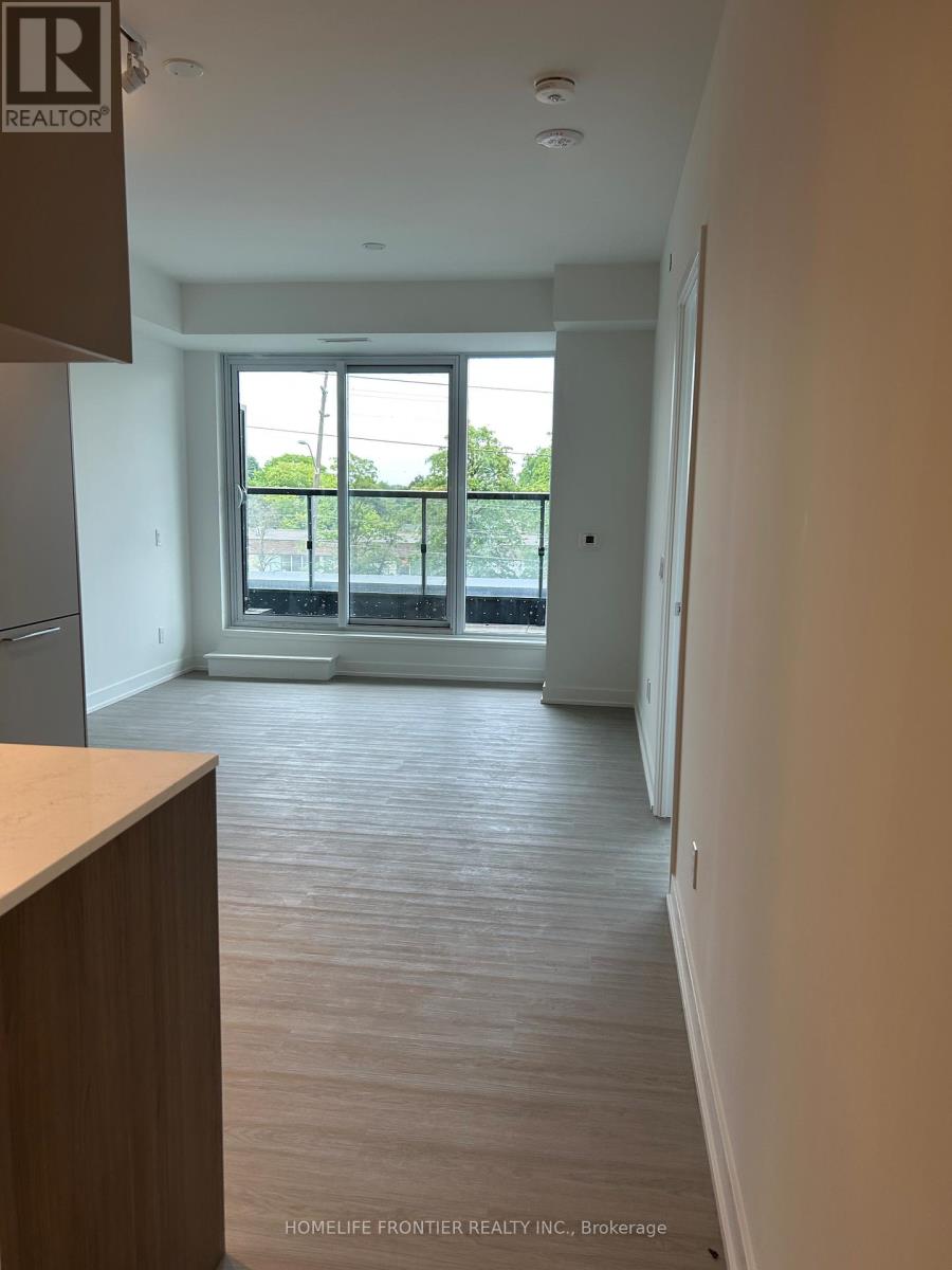 315 - 8188 Yonge Street, Vaughan, Ontario  L4J 1W5 - Photo 2 - N13529016