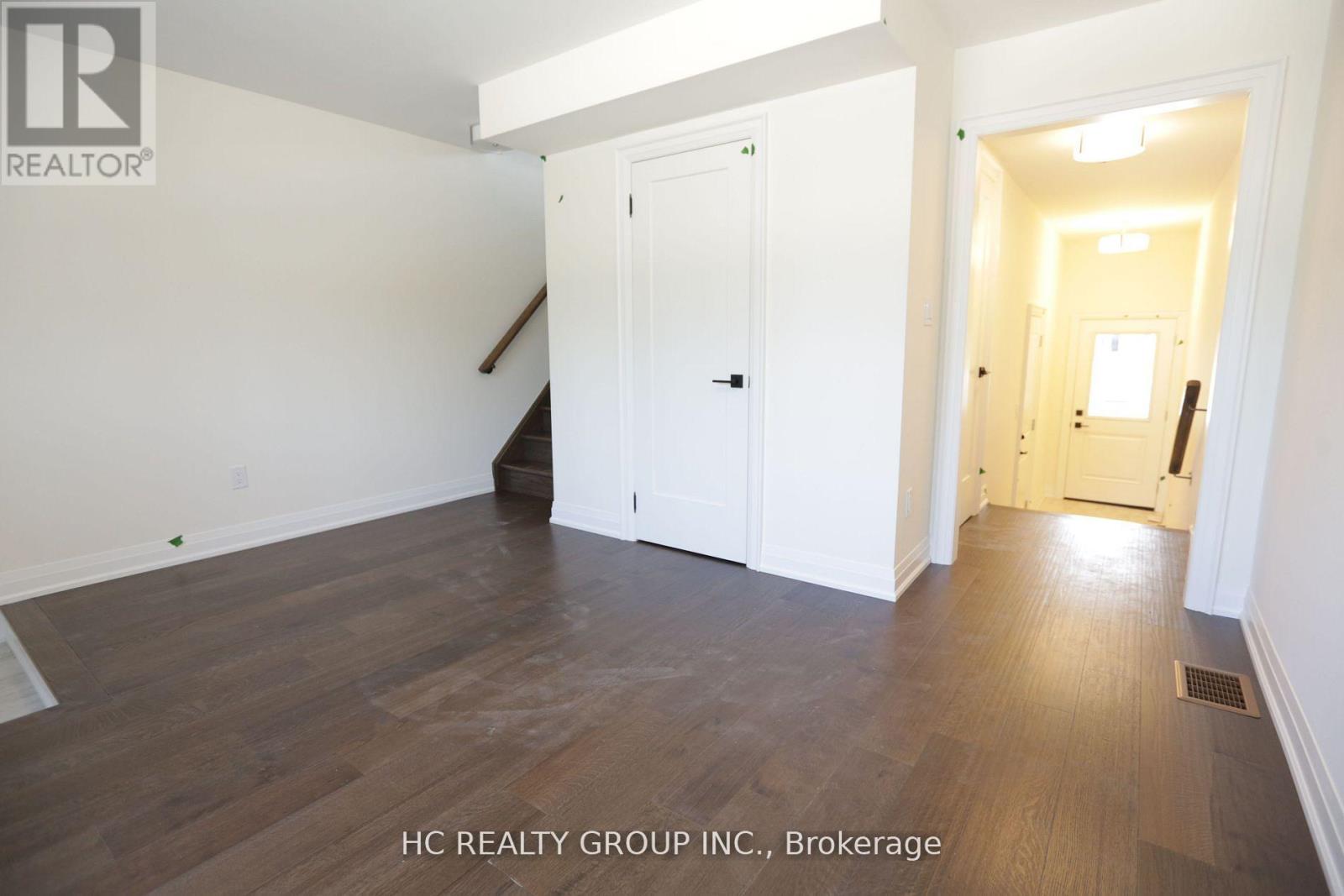 4245 Major Mackenzie Drive E, Markham, Ontario  L6C 3L5 - Photo 5 - N13529172