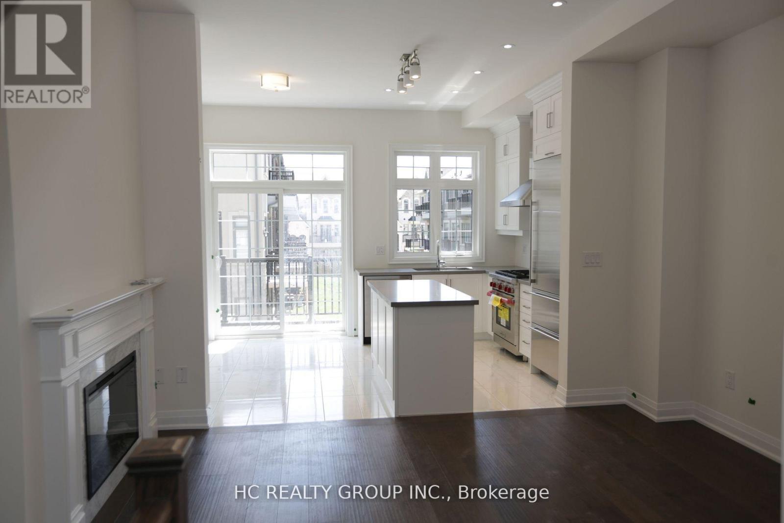 4245 Major Mackenzie Drive E, Markham, Ontario  L6C 3L5 - Photo 8 - N13529172