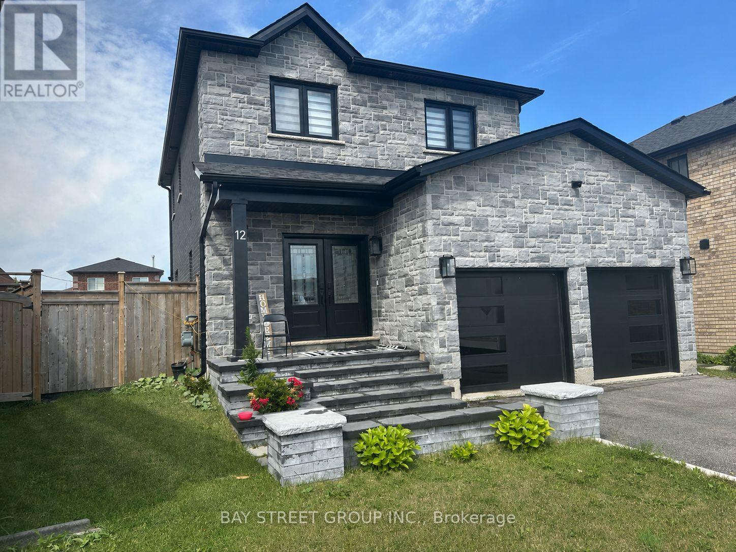 12 MAJESTY BOULEVARD, Barrie (Innis-Shore)