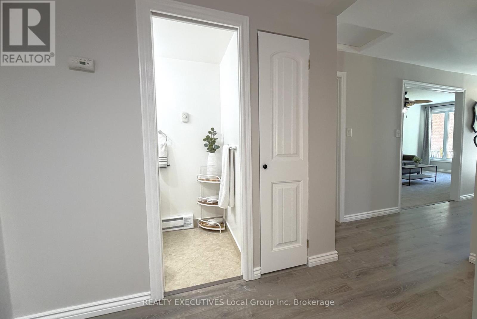 1062 Premier Road, North Bay, Ontario  P1A 2J1 - Photo 10 - X13529112