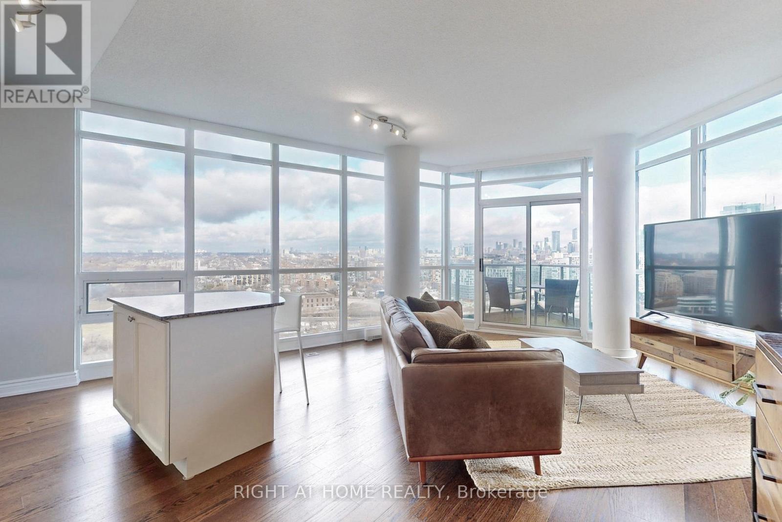 2309 - 231 FORT YORK BOULEVARD, Toronto, Ontario
