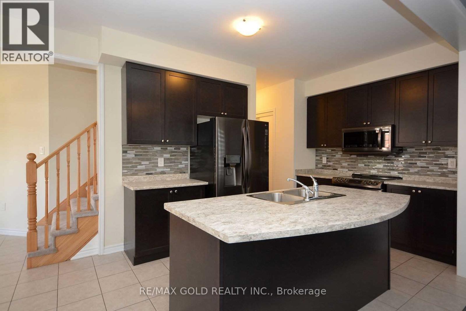 29 Ringway Road, Brampton, Ontario L7A 4T3 - Photo 5 - W13528974