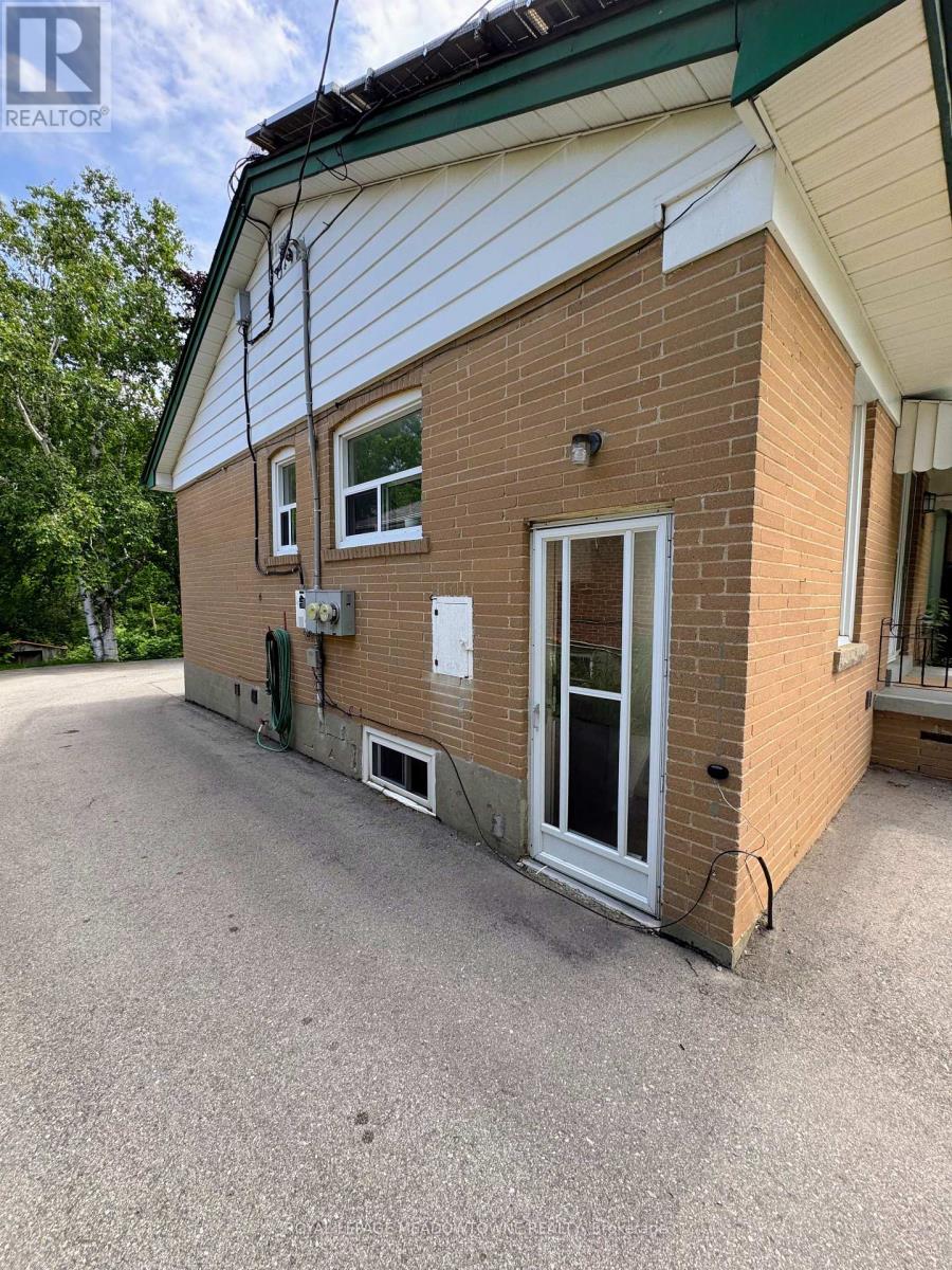 Bsmt - 54 Hewson Crescent, Halton Hills, Ontario  L7G 2N9 - Photo 3 - W13528984
