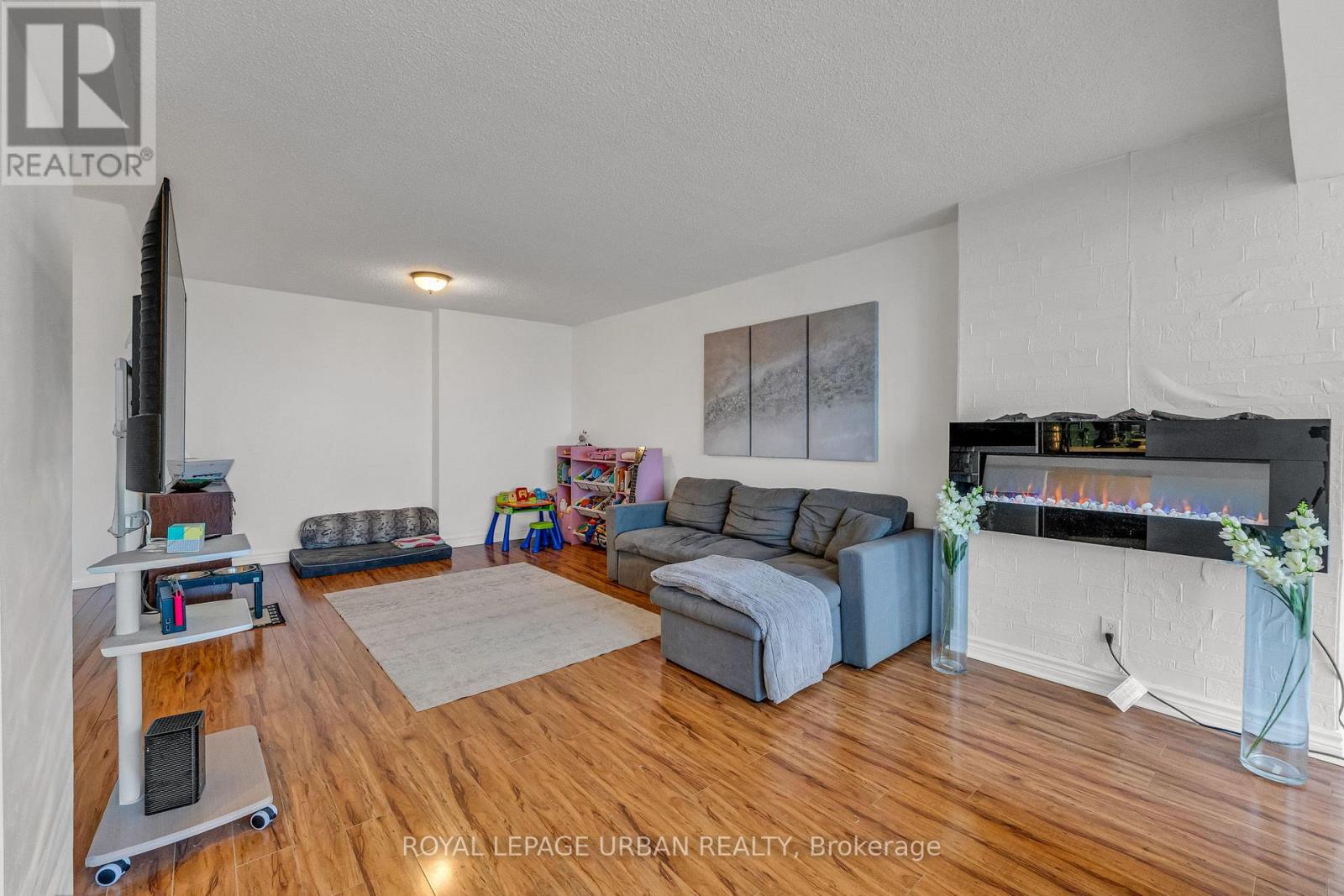 1210 - 61 Markbrook Lane, Toronto, Ontario  M9V 5E7 - Photo 15 - W13529014