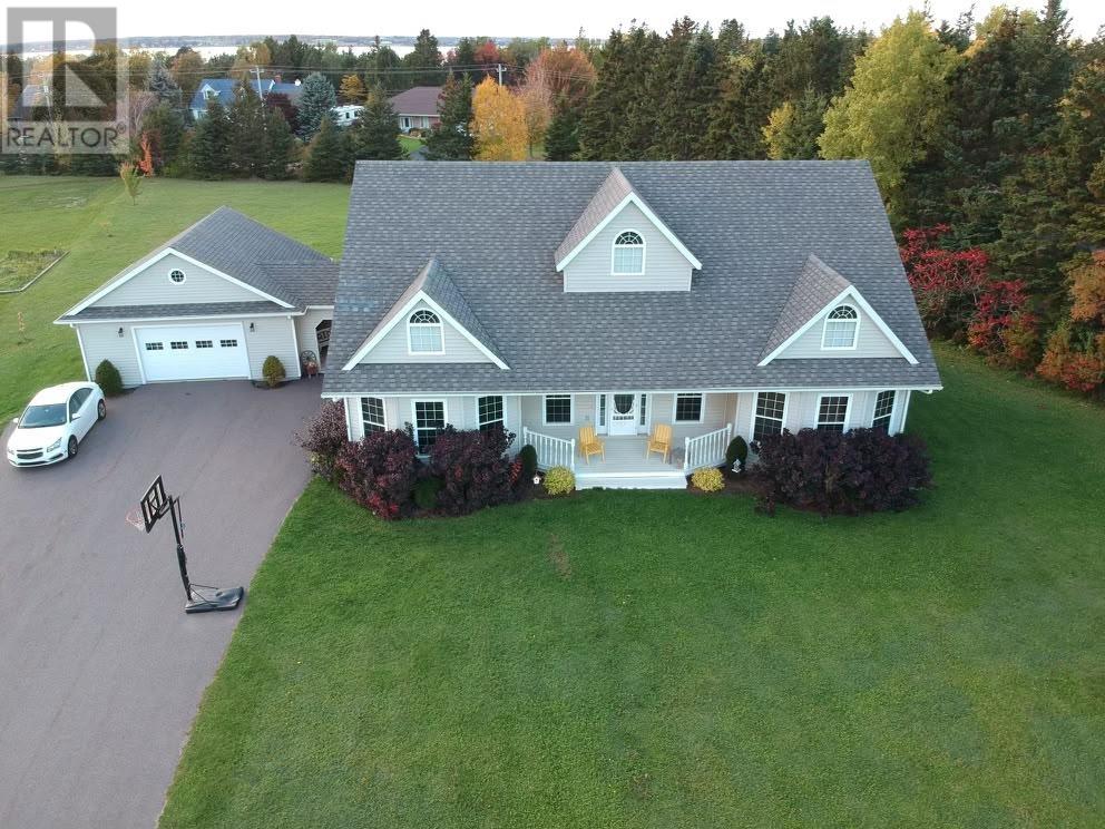 2 MULLAGHMORE Drive, Stratford, Prince Edward Island