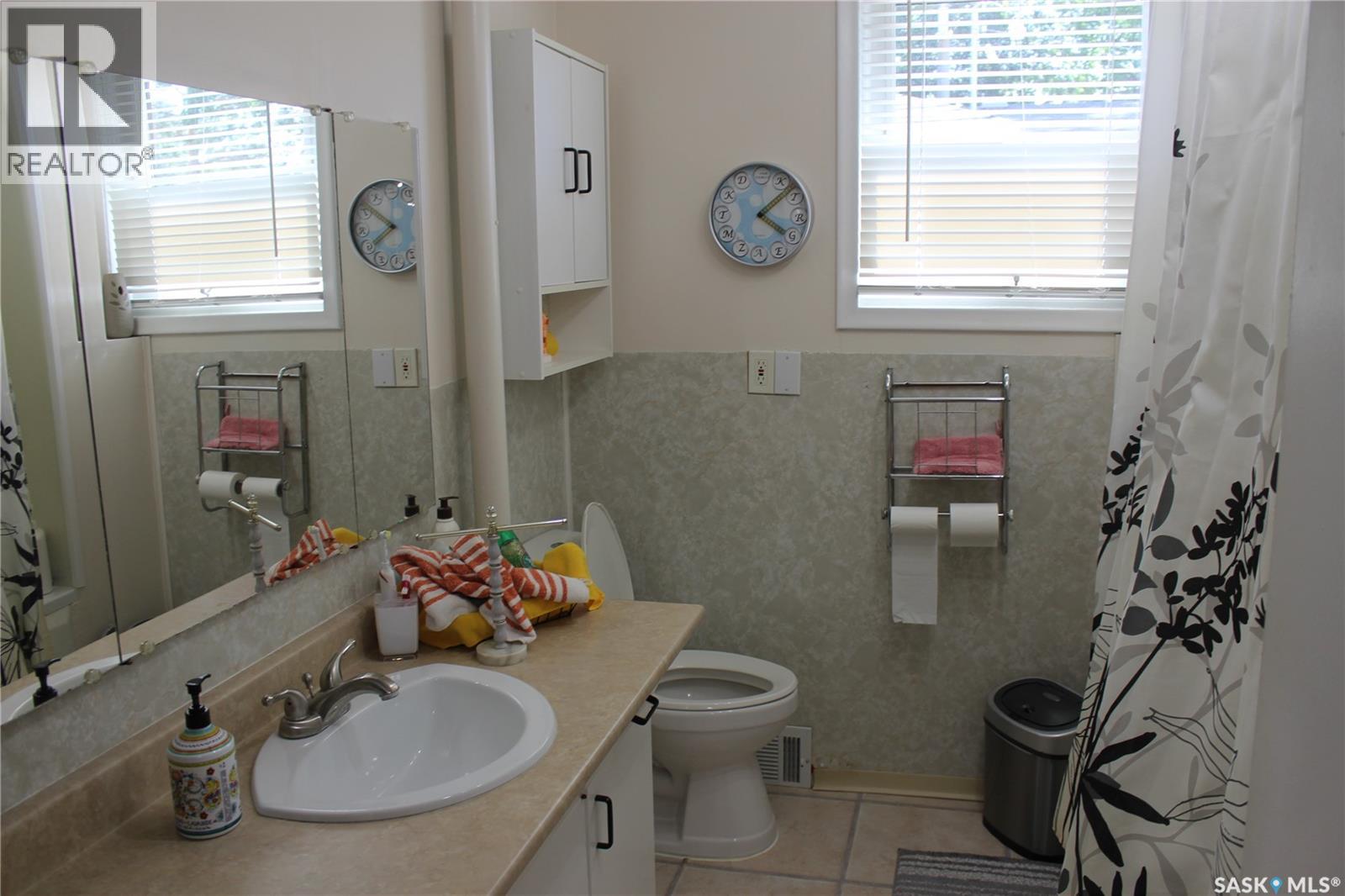 213 Westman Street, Midale, Saskatchewan  S0C 1S0 - Photo 13 - SK041637