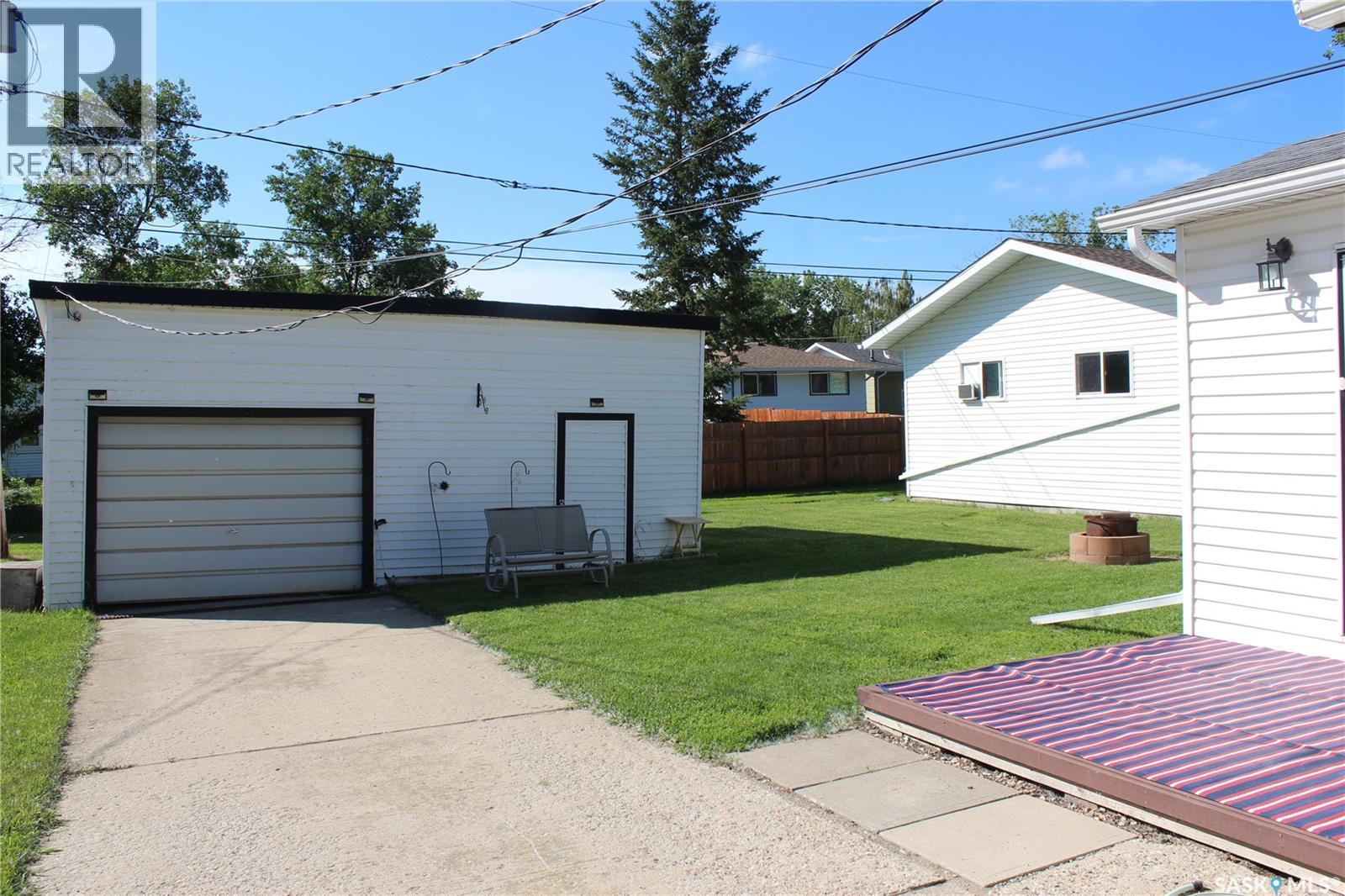 213 Westman Street, Midale, Saskatchewan  S0C 1S0 - Photo 15 - SK041637