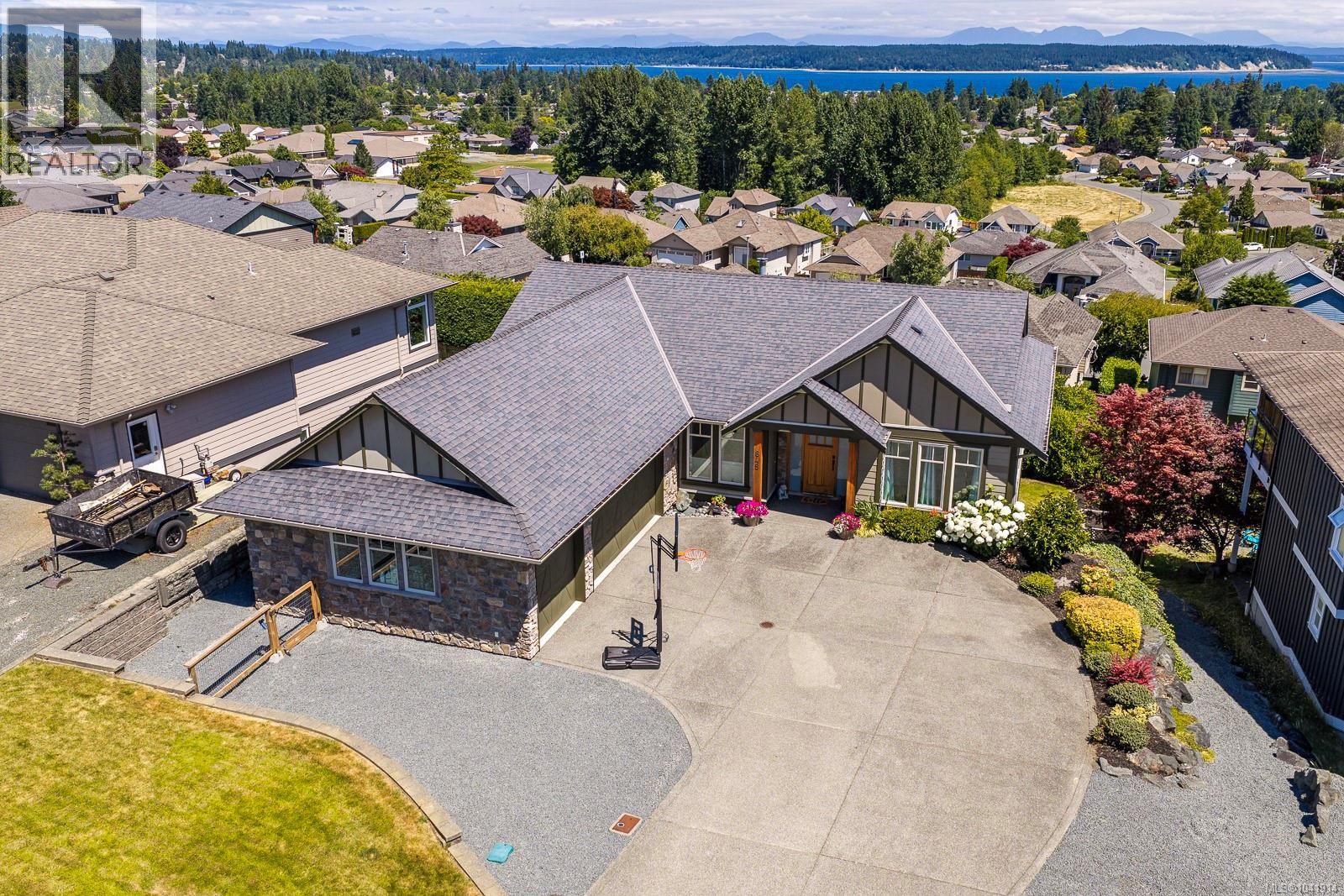 648 Mariner Dr, Campbell River, British Columbia  V9H 1V9 - Photo 2 - 1041914