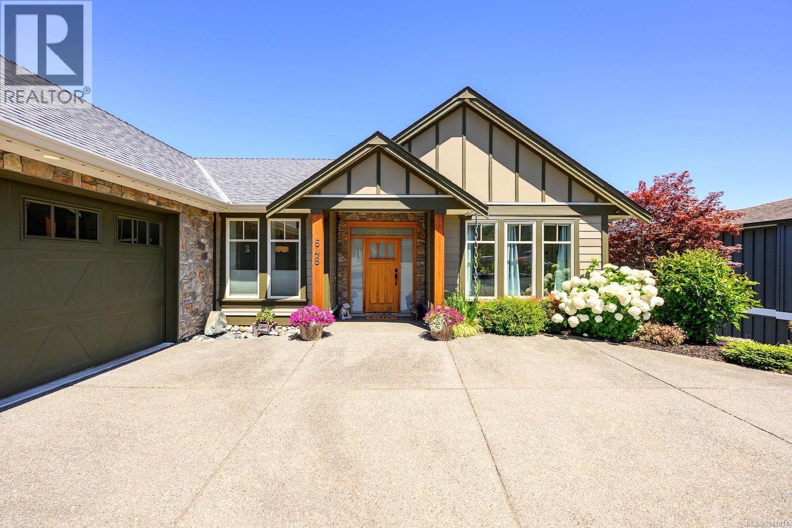 648 Mariner Dr, Campbell River, British Columbia  V9H 1V9 - Photo 4 - 1041914
