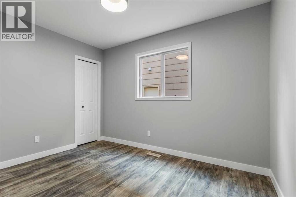 266 Shawnessy Drive SW, Calgary, Alberta  T2Y 1M5 - Photo 11 - A2324670