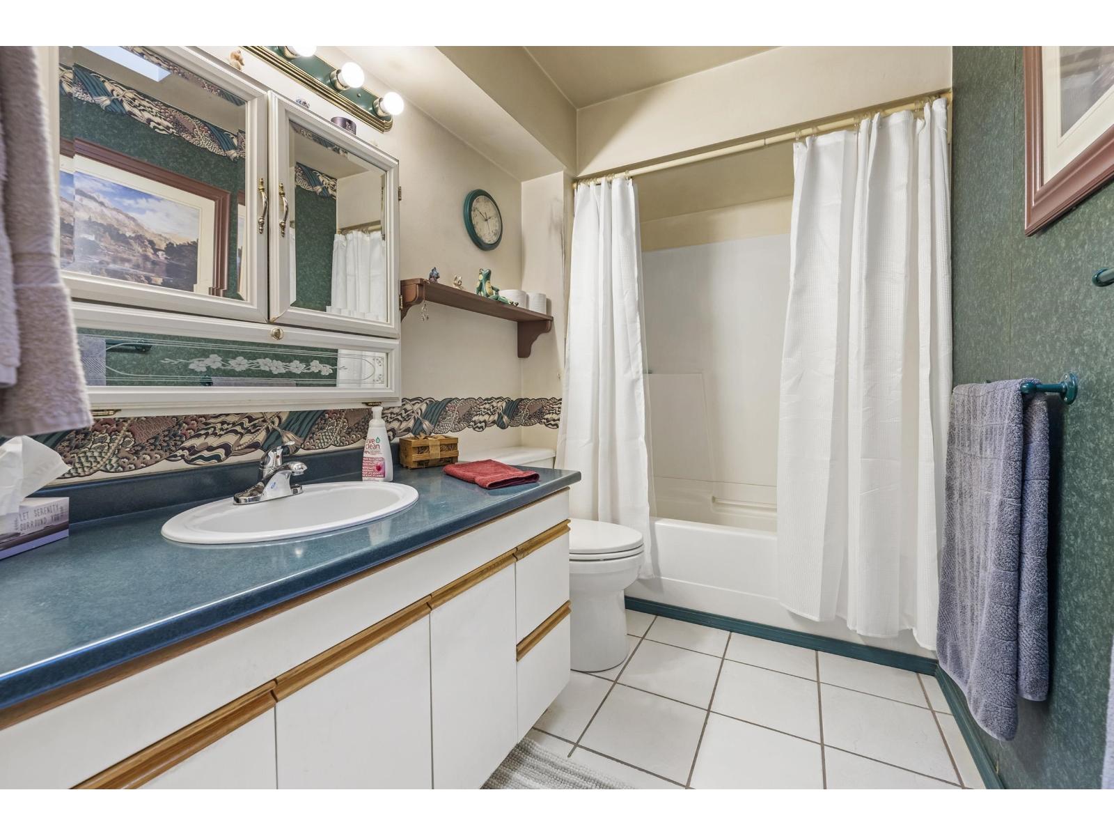 7876 139a Street, Surrey, British Columbia  V3W 5H5 - Photo 8 - R3141978