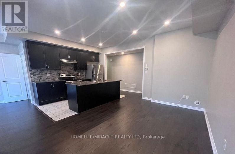 103 Frederick Wilson Avenue, Markham, Ontario  L6B 1P6 - Photo 3 - N13524338
