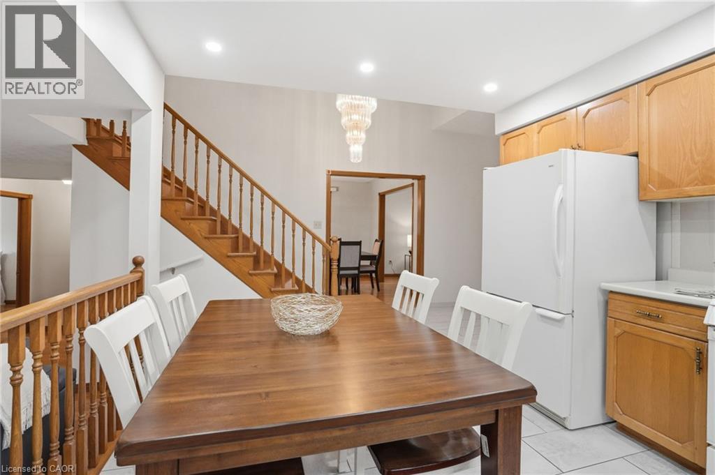 6 Royce Avenue, Stoney Creek, Ontario  L8G 4C8 - Photo 16 - 40839936