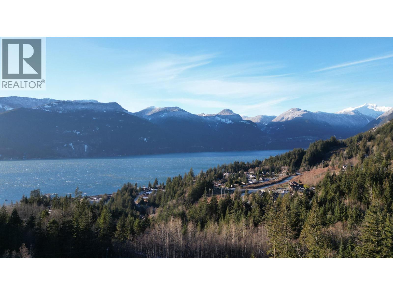 1121 Copper Drive, Squamish, British Columbia  V8B 1J2 - Photo 10 - R3143044