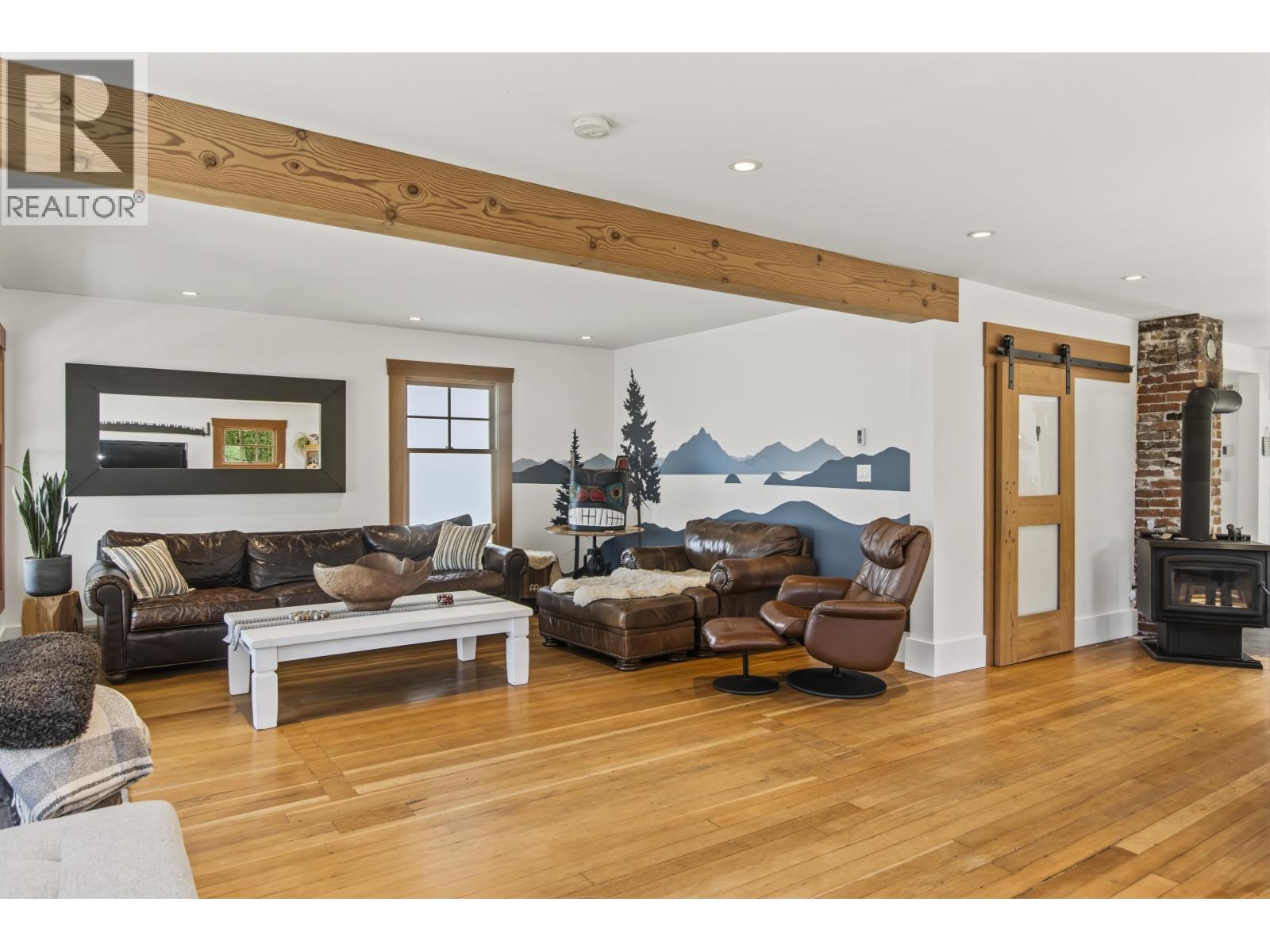 615 Shaughnessy Place, Britannia Beach, British Columbia  V8B 1J1 - Photo 10 - R3143053