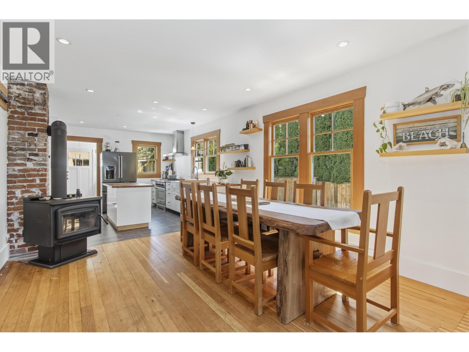615 Shaughnessy Place, Britannia Beach, British Columbia  V8B 1J1 - Photo 11 - R3143053